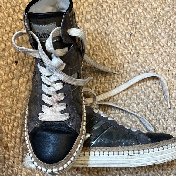 Rare Hogan high tops! - Picture 2 of 3